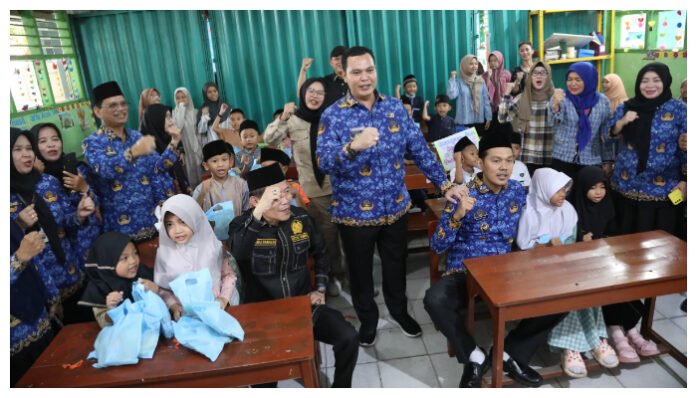 Wali Kota Serang Dukung Program Makan Bergizi Gratis (MBG) Presiden Prabowo (Foto: Ist)