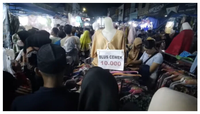 Serunya Belanja di Pasar Jedogan Royal Serang Jelang Lebaran