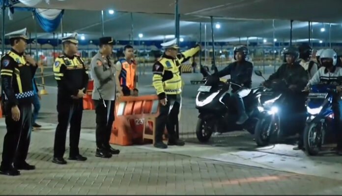 12 Ribu Pemudik Sepeda Motor Menyeberang ke Sumatera Melalui Ciwandan (Doc. Ditlantas Polda Banten)