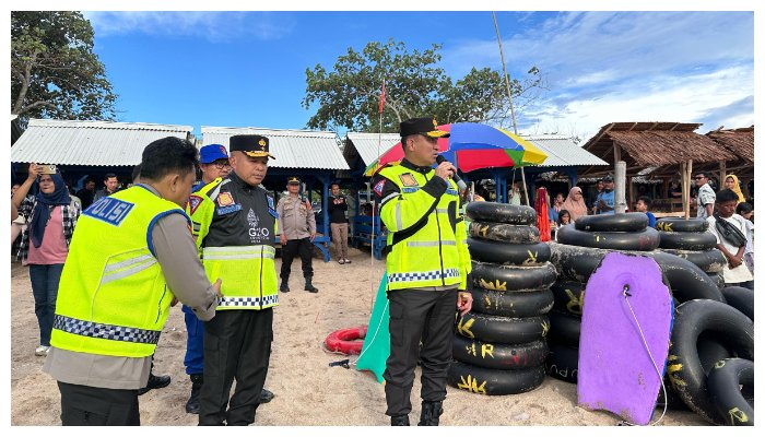 Kapolda Banten Irjen Pol Suyudi Ario Seto imbau wisatawan untuk menjaga keamanan dan keselamatan (Humas Polda Banten)