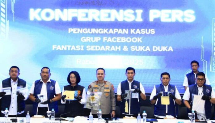 Konferensi pers Pengungkapan Kasus Grup Facebook Fantasi Sedarah, Rabu 21 Mei 2025 (Foto: Dok. Humas Polri)