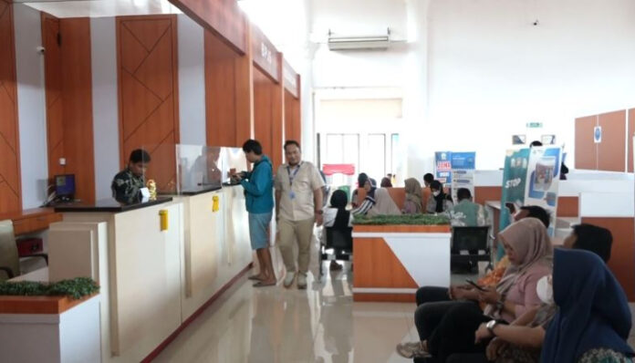 Lebih Mudah, Bayar PKB di Mall Pelayanan Publik Kota Serang (Foto: Banten TV)