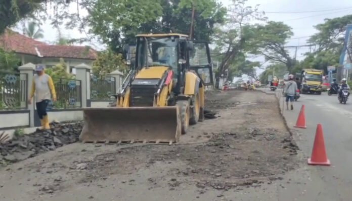 DPUPR Lebak Anggarkan Rp37 Miliar untuk Perbaikan Jalan.