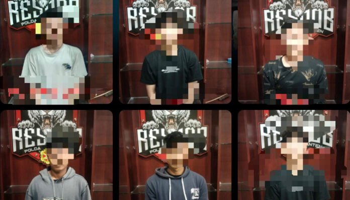 Enam pemuda yang diamankan Tim Resmob Ditreskrimum Polda Banten usai terlibat aksi balap liar di kawasan KP3B, Kota Serang.
