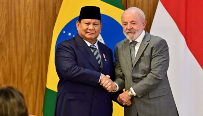 Presiden Prabowo bersama Presiden Brasil Luiz Inácio Lula da Silva, di Istana Planalto, Brasilia. (Foto: BPMI Setpres/Muchlis Jr)