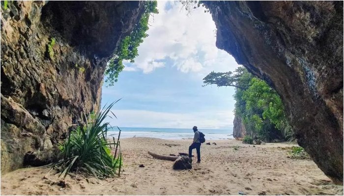 Goa Langir – Keindahan Alam yang Tersembunyi.