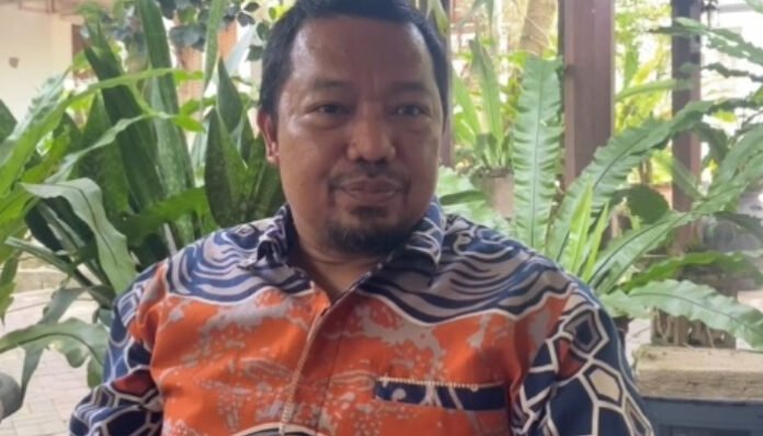 Momon Andriwinata, Kepala Madrasah Bersaing di Lelang Jabatan Sekda Kabupaten Serang