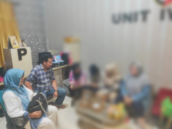 Unit IV Perlindungan Perempuan dan Anak (PPA) Satuan Reserse Kriminal (Satreskrim) Polresta Serang Kota tengah menangani laporan dugaan tindak pidana asusila terhadap anak di bawah umur.