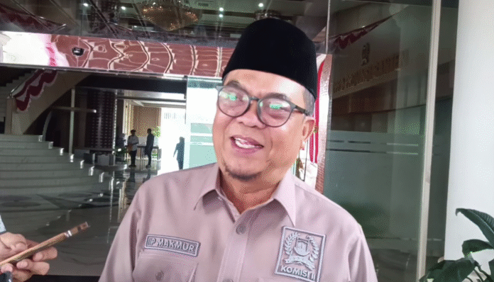 Anggota DPRD Banten Iip Makmur Dorong Distan turun tangan atasi serangan hama yang rugikan petani.