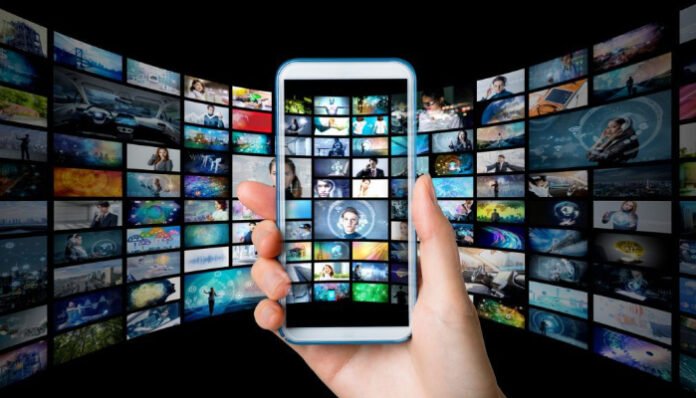 Konten streaming kini terhubung langsung dengan e-commerce, menghadirkan pengalaman belanja interaktif dalam satu genggaman.
