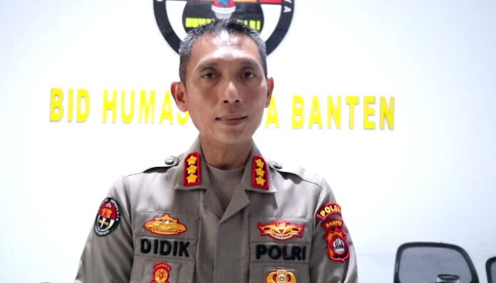 Kabid Humas Polda Banten, Kombes Pol Didik Hariyanto, membenarkan jika dua anggota Brimob telah diamankan untuk pemeriksaan.