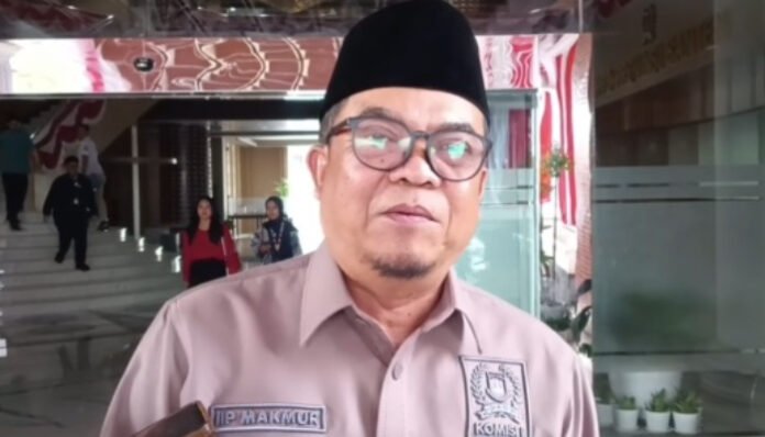 Iip Makmur anggota DPRD Banten Minta Wacana Kenaikan BPJS Dikaji Ulang