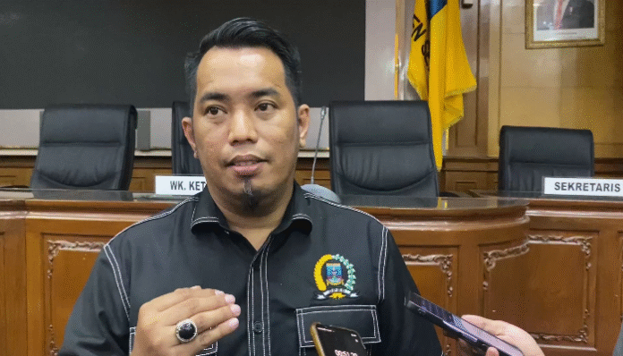 Juru bicara DPRD Kabupaten Serang, Azwar Anas