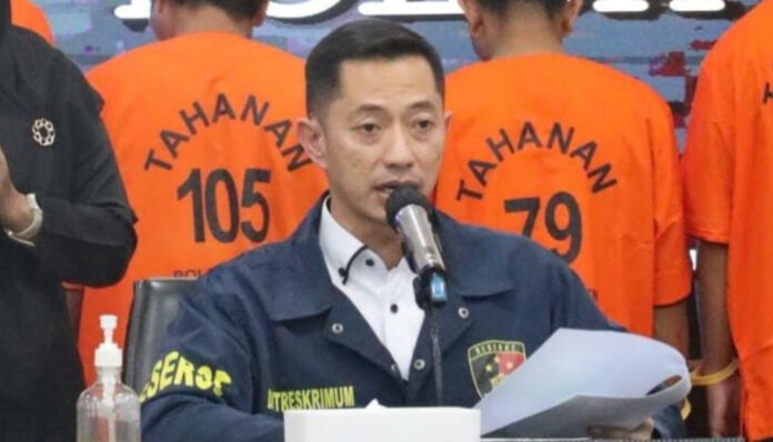 Dirreskrimum Polda Banten Kombes Pol Dian Setyawan menjelaskan kronologi kasus penipuan berkedok koperasi.