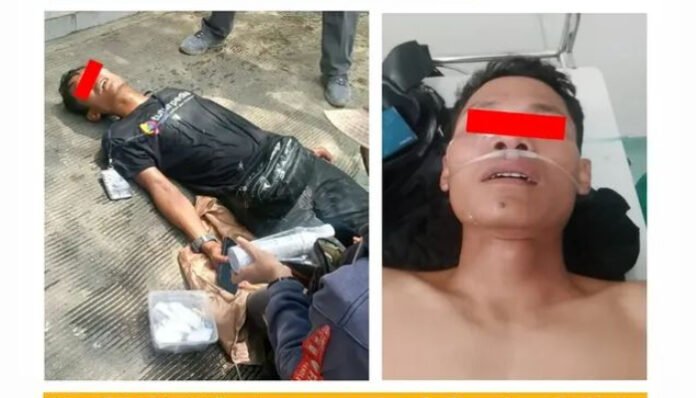 Wartawan Tuturpedia.com, Lilik Yuliantoro, mendapatkan pertolongan medis setelah terkena gas air mata saat meliput demo di Pati, Rabu 13 Agustus 2025.