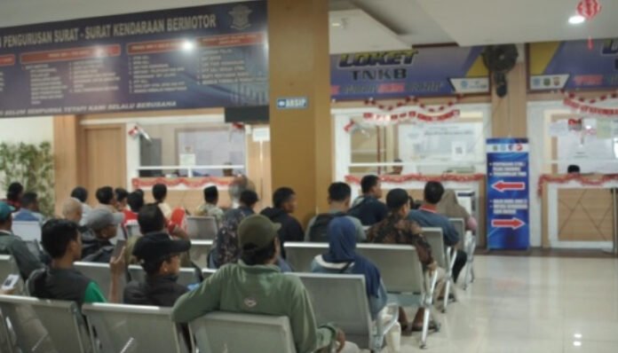 Pelayanan Kantor Samsat Cilegon (Foto_Bantentv.com)