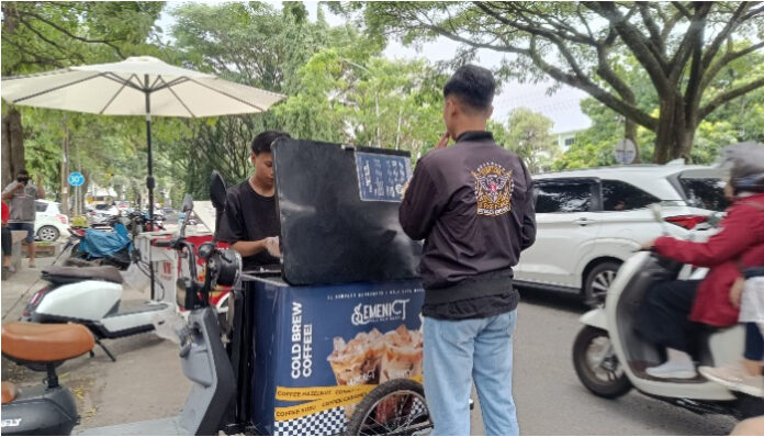 Kopi Keliling, Tren Bisnis Kekinian dengan Modal Kecil