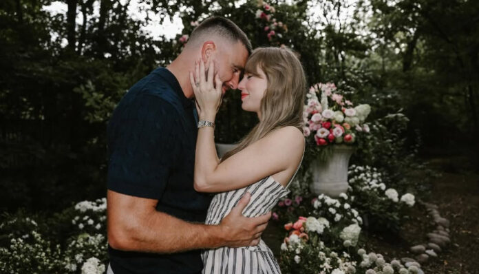 Taylor Swift Resmi Tunangan dengan Travis Kelce