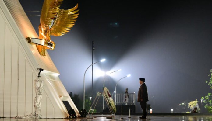 Presiden RI Prabowo Subianto memimpin ziarah nasional dan upacara renungan suci di Taman Makam Pahlawan Kalibata, Jakarta, Minggu 17 Agustus 2025.