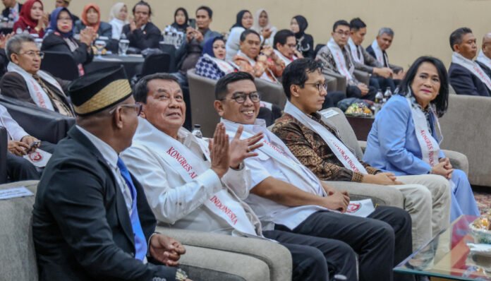 Gubernur Banten Andra Soni menghadiri Kongres Advokat Indonesia DPC KAI Kabupaten Tangerang di Hotel Yasmin, Karawaci, Jumat, 19 September 2025.