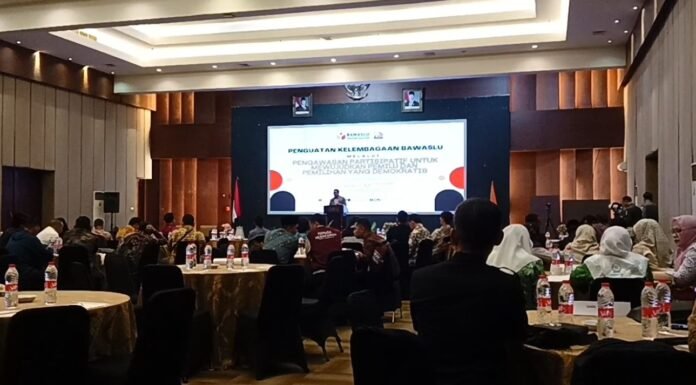 Bawaslu Provinsi Banten menggelar kegiatan penguatan kelembagaan di Hotel Horison Ultima Ratu, Serang, Selasa, 2 September 2025 (Bantentv.com/ Hendra)