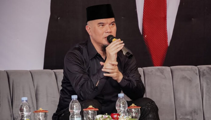 Ahmad Dhani saat melakukan kunjungan reses sebagai anggota DPR RI (Instagram/ @ahmaddhaniofficial)