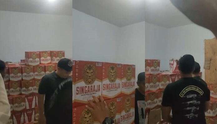 Penggerebekan rumah kontrakan yang dijadikan gudang miras oleh petugas gabungan di Lingkungan Kubang, Kelurahan Cilowong, Kecamatan Taktakan, Sabtu 20 September 2025 (Bantentv.com/ Jaya)
