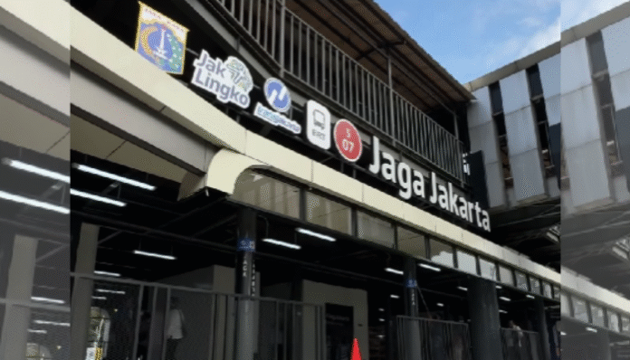 Halte Transjakarta Senen Sentral resmi diganti jadi Jaga Jakarta (foto Instagram @pt_transjakarta)
