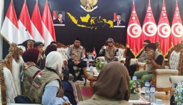 30 relawan Indonesia ikut Global Sumud Flotilla ke Gaza. Kemlu RI siapkan pemantauan melalui KBRI Tunisia dan KBRI Kairo.