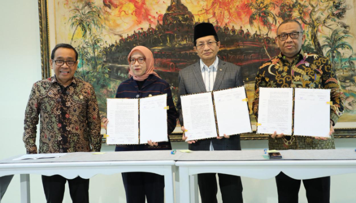 Surat Keputusan Bersama (SKB) Tiga Menteri, yakni Menpan-RB, Menag, soal libur nasional 2026. 