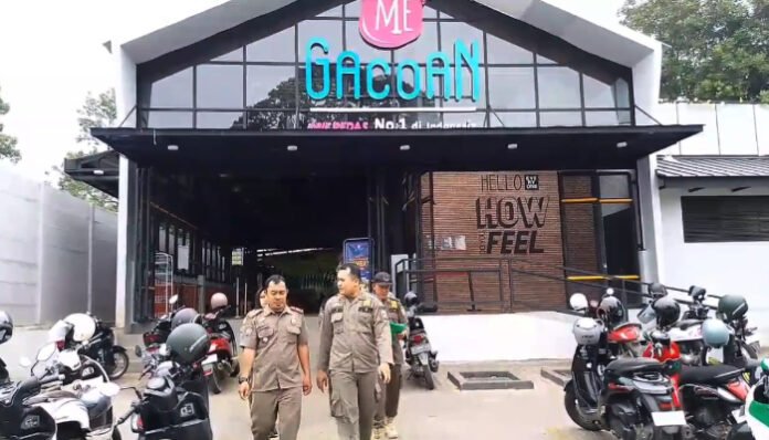 Gerai Mie Gacoan Karangtanjung terancam ditutup sementara.