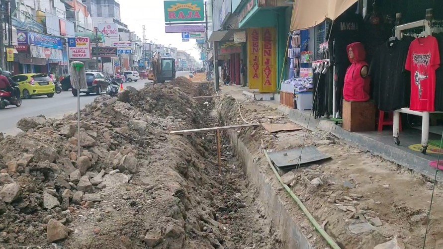Revitalisasi Pedestrian Royal tengah dilakukan demi menjadikan mewujudkan Serang Bebas Banjir (Bantentv.com/ Jaya)
