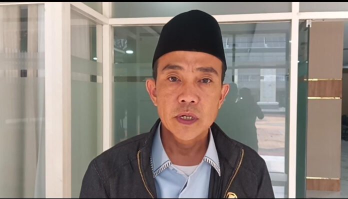 Sekretaris DPW PKB Banten Uamr Bin Barmawi saat Menyampaikan Usulan Pelantikan Eselon II dan III Digelar Bersamaan pada Awal 2026