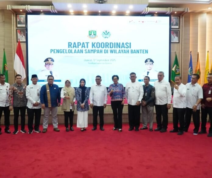 Rapat Koordinasi Pengelolaan Sampah se-Provinsi Banten, Jumat, di Gedung Pendopo Gubernur Banten (Bantentv.com/ Rangga)
