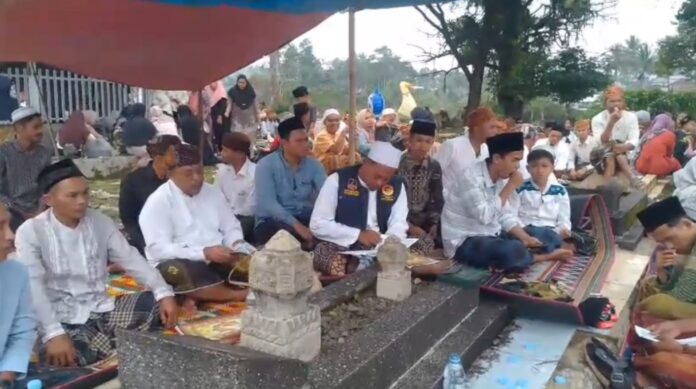 Ziarah akbar warga Kasepuhan Adat Citorek, Desa Citorek, Kecamatan Cibeber, Kabupaten Lebak (Bantentv.com/ Nano)