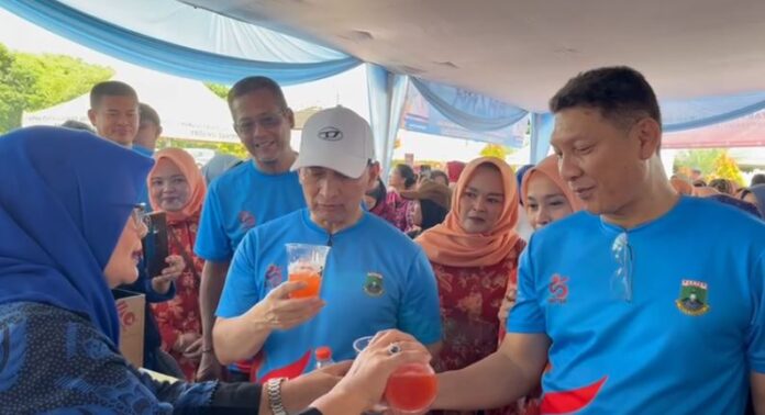 Suasana Bazar Murah HUT ke-25 Banten di KP3B Serang, Jumat, 17 Oktober 2025.