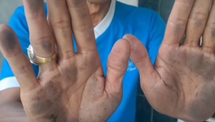 Debu Hitam Hantui Permukiman Warga Citangkil Cilegon