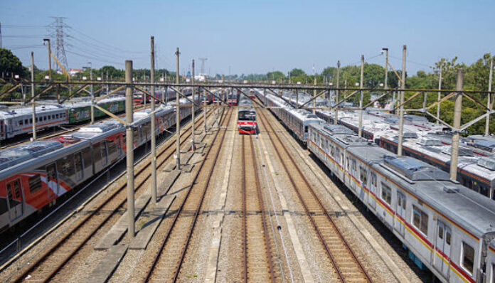 Ilustrasi Kereta Rel Listrik (Foto/iStockphoto)