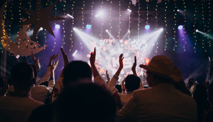 Ilustrasi – Suasana Konser Musik
