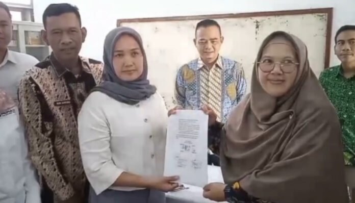 Kepsek dan Orang Tua Siswa SMAN 1 Cimarga Berakhir Damai