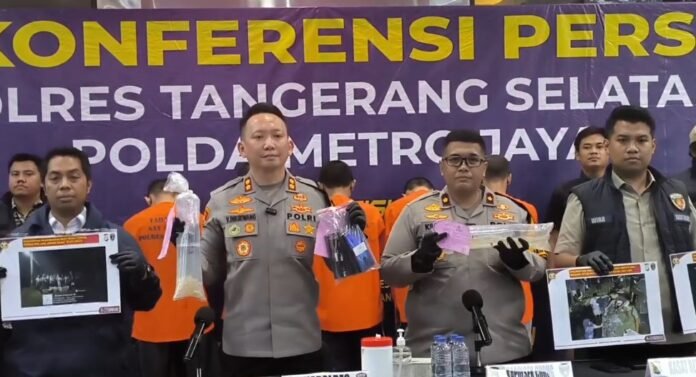 Konferensi pers Polres Tangerang Selatan atas kasus penyelundupan benih lobster senilai Rp12,5 M (Bantentv.com)