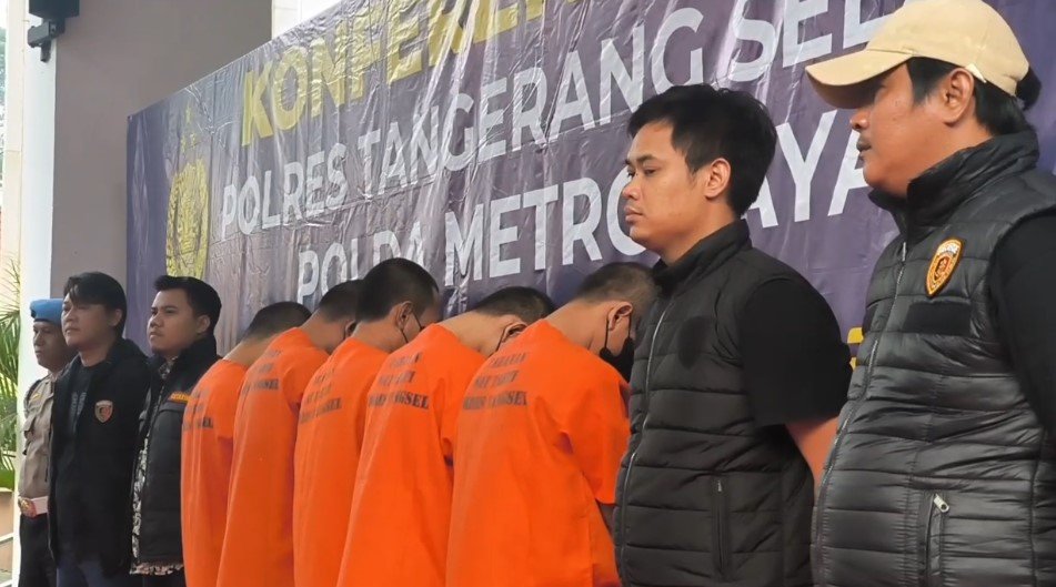 Konferensi pers Polres Tangerang Selatan atas kasus penyelundupan benih lobster senilai Rp12,5 M (Bantentv.com)