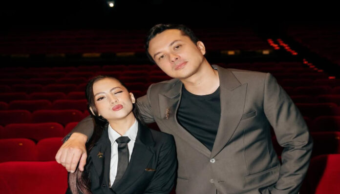 Nicholas Saputra dan Adhisty Zara.