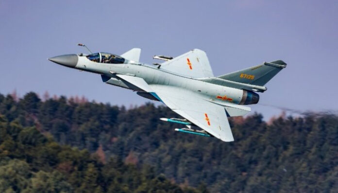 Penampiilan Jet Tempur J-10 Chengdu, China (Foto : X/ @angkasareview)