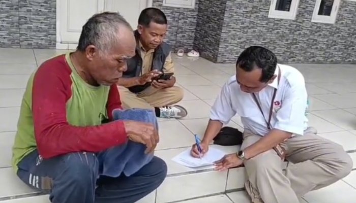 Pendataan warga yang direlokasi di sekitar lokasi paparan radioaktif