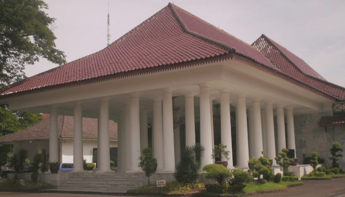 Pendopo Kabupaten Serang (foto resmi Pemerintah Kabupaten Serang)