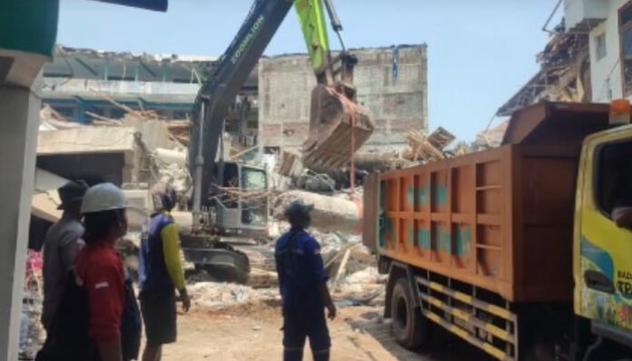 Proses Evakuasi Ponpes Al Khoziny