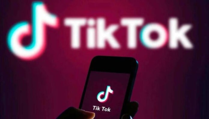 Ilustrasi - Izin Tiktok Dibekakan Sementara.