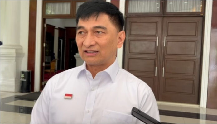 Wagub Dimyati saat Menyampaikan Pemprov Banten akan Bentuk Satgas untuk atasi polemik truk tambang