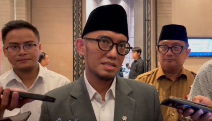 Wakil Menteri Haji dan Umroh Dahnil Anzar Simanjuntak saat menyampaikan kouta haji 2026